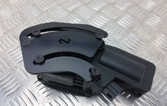 Skoda Superb B6 (3T) Tailgate/trunk/boot lock/catch/latch 3T0827300C