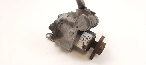 BMW 3 E90 E91 Power steering pump 678045901