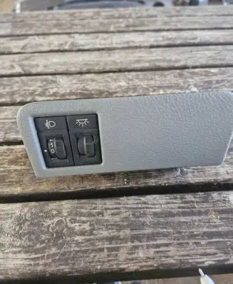 Peugeot 406 Headlight level height control switch