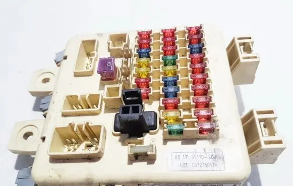Hyundai Elantra Fuse box set 911102D000