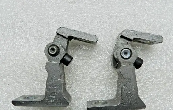 Volkswagen Golf VII Rear door hinge set 8K0831401P 8K0831401K