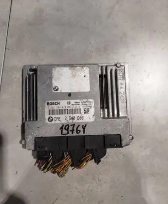 BMW 6 E63 E64 Engine control unit/module 7540600 0261209010