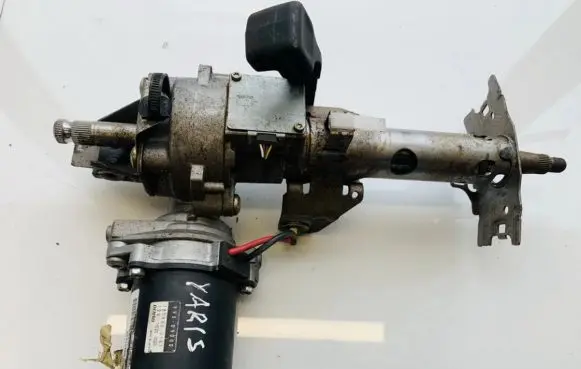 Toyota Yaris Power steering pump 99509000 995-09000