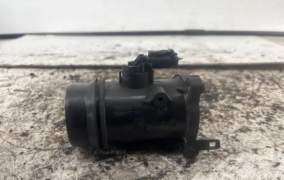BMW 3 E90 E91 Mass air flow meter 8519492 11884414