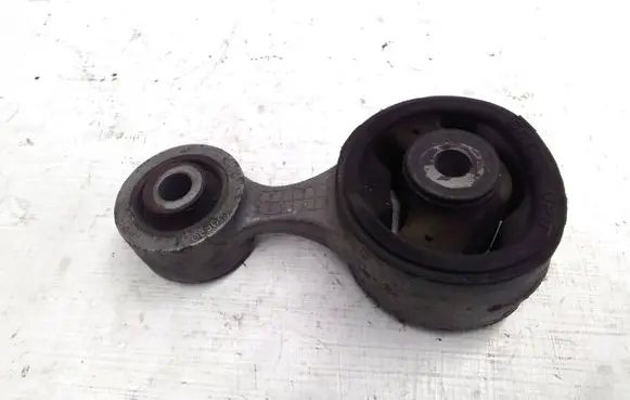 Honda CR-V Engine mount bracket 089007