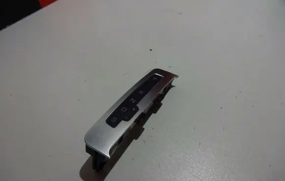 Audi A6 S6 C6 4F Gear shift selector indicator 4F1713463C