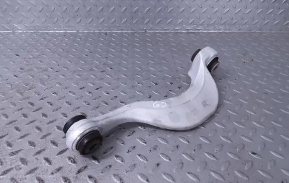 BMW XM Rear upper control arm/wishbone 8091192 33328091192 33308091192
