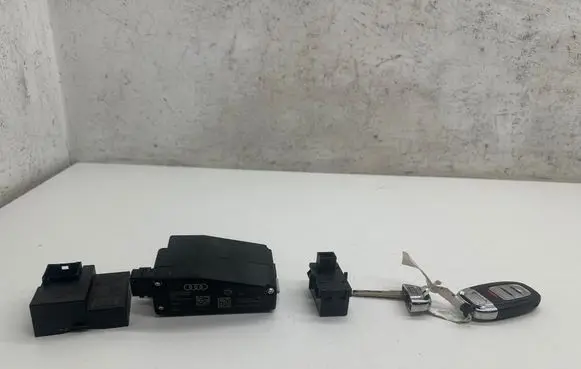 Audi A8 S8 D4 4H Ignition key/card 4H0905852C 033574102