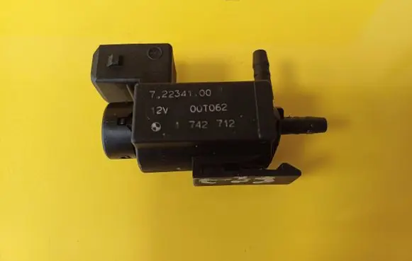 BMW 5 E39 Turbo solenoid valve 1742712 72234100
