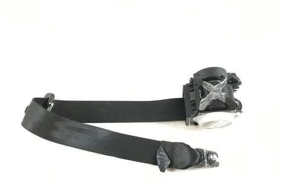 Rear seatbelt