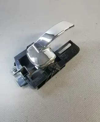 Nissan Qashqai Front door interior handle 80670