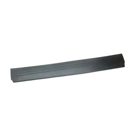 Dodge Grand Caravan Rear sill trim cover 3C547005LAF 0ZR35DX9AF P0ZR35DX9AF