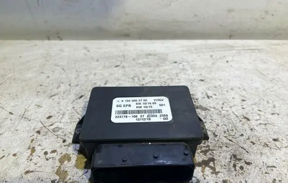 Mercedes-Benz A W176 Rear brake EMF control unit/module A1669002700 22377810627 123532569