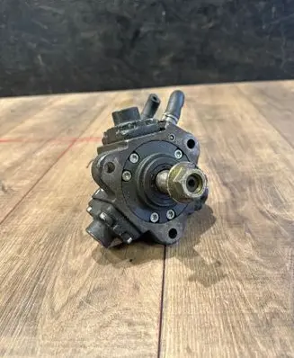 Opel Zafira B Fuel injection high pressure pump 0445010097 0055193731 0294821