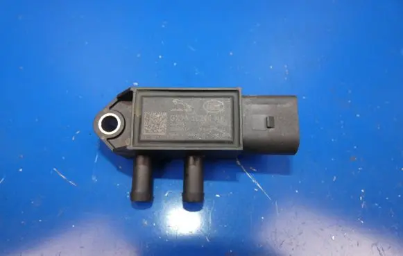 Jaguar F-Pace Exhaust gas pressure sensor GX735L200AA 81MPP1002 51462728