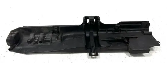BMW X1 E84 Radiator mount bracket 1710752491211 7524912 11074810