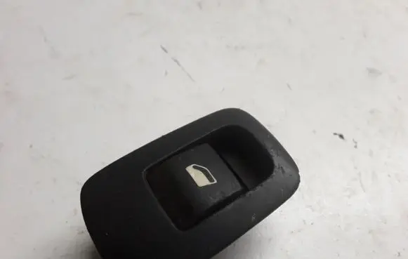 Citroen C4 I Picasso Electric window control switch 96547103XT