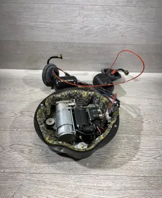 BMW X5 E53 Air suspension compressor/pump 881082099 4430200111 10122004