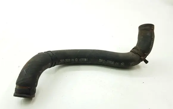 Hyundai i30 Engine coolant pipe/hose 254122R600