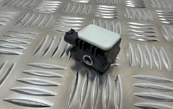 Mercedes-Benz ML W164 Airbag deployment crash/impact sensor 0038202826 120805