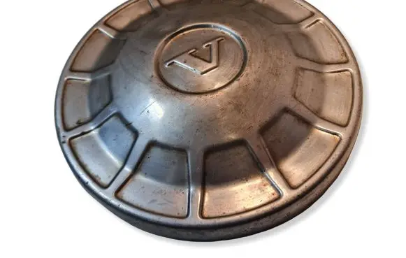 Volvo Amazon 120, 121, 122, 123 Original wheel cap 