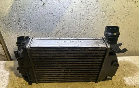 Nissan Qashqai Intercooler radiator H166253A 402015 V093V1977L