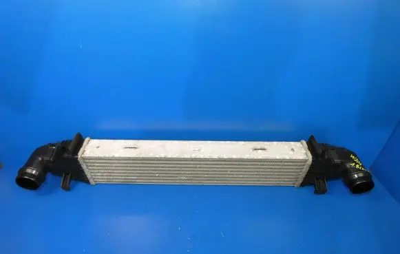 Mercedes-Benz C AMG W204 Intercooler radiator A2045000000 3138393
