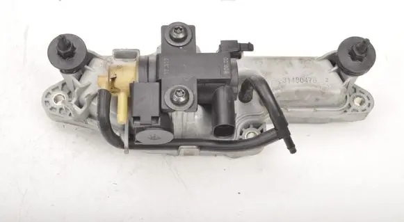 Volvo S80 Vacuum air tank 31480478