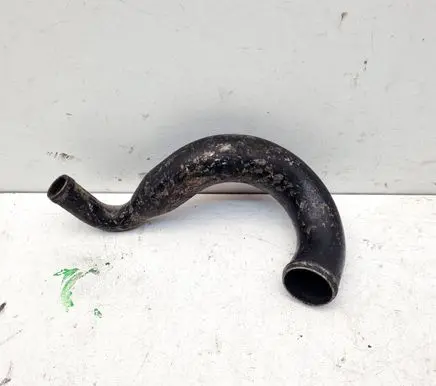 Audi 100 S4 C4 Breather/breather pipe/hose 054103227A