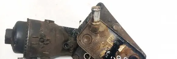 Opel Zafira B Oil filter cover 5989070241