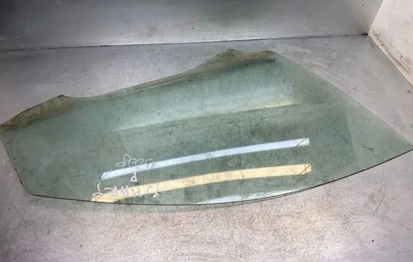 Smart ForFour I Front windscreen/windshield window 43R00048 DOT24AS2M68