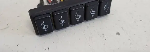 Renault Safrane Seat control switch 