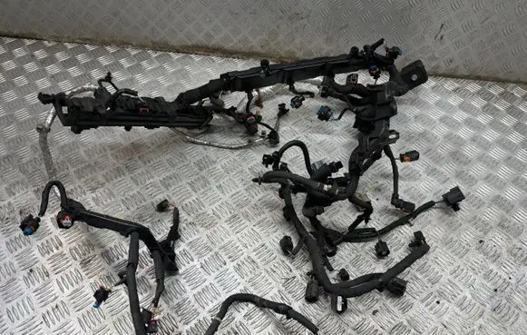 Land Rover Range Rover Velar Engine installation wiring loom K4D312A690