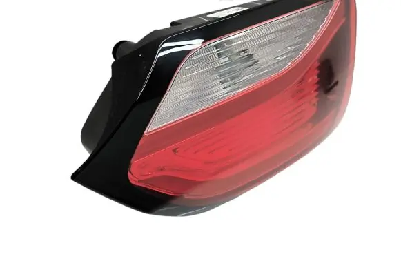 Chrysler Pacifica Tailgate rear/tail lights P68228941AE 68228941AE