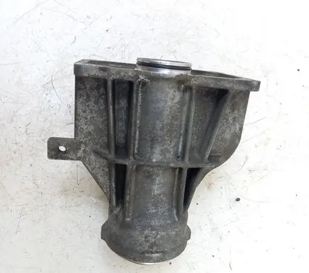 BMW 3 E90 E91 Driveshaft support bearing bracket 7527386 3159752738602103 59280110