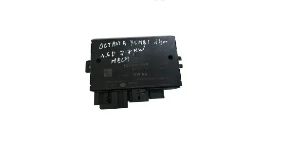 Skoda Octavia Mk3 (5E) Tow bar trailer control unit/module 5Q0907383B 5Q0907383E