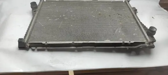 BMW 5 E39 Coolant radiator 60648A 345709 2012W19