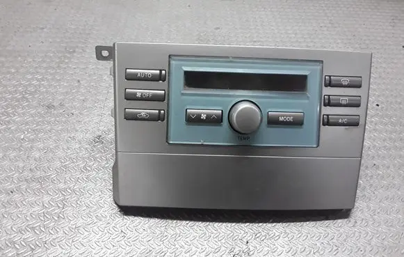 Toyota Corolla Verso AR10 Climate control unit 559000F020