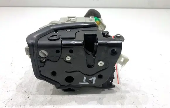 Audi A5 Rear door lock 8X0839015C