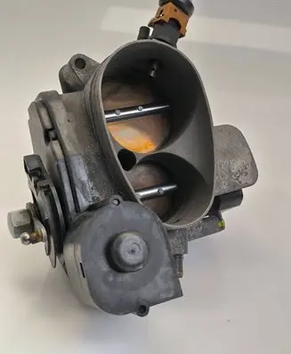 Audi 100 S4 C4 Throttle valve 078133154 0280120431 077133063A5
