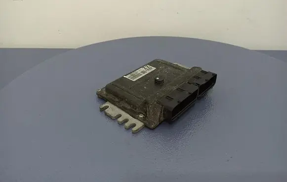 Nissan Micra Engine control unit/module ECU MEC32110