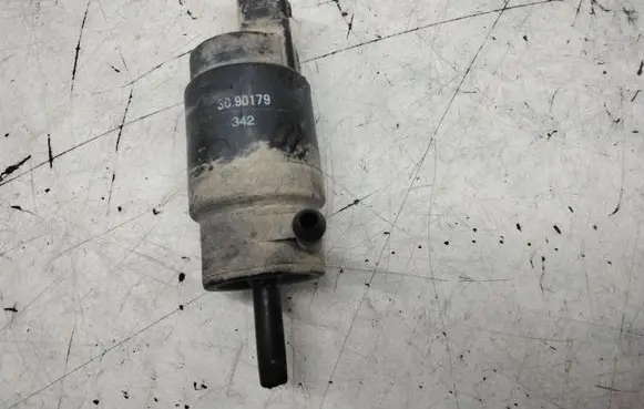 Mercedes-Benz E W211 Windscreen/windshield washer pump 3090179