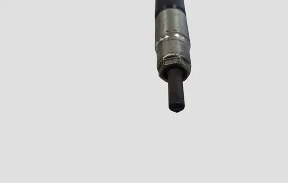 Mazda 6 Fuel injector R2AA13H50