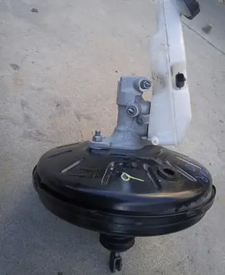 Renault Captur Brake booster 472105699R