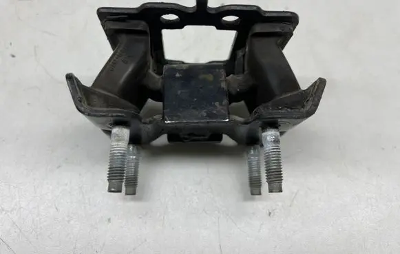 Lexus IS 220D-250-350 Gearbox mount