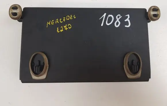 Mercedes-Benz E W211 Door control unit/module 2118200626