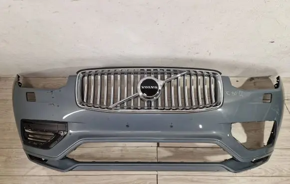 Volvo XC90 Front bumper 31690641