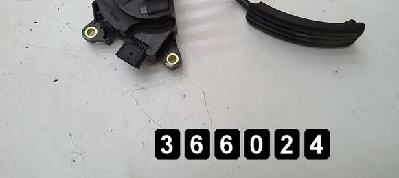 Renault Megane II Accelerator throttle pedal 8200159645