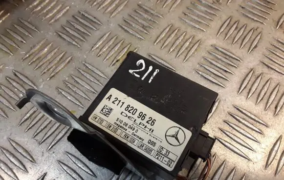 Mercedes-Benz E W211 Alarm control unit/module 2118209626 A2118209626