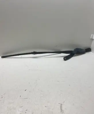 Mercedes-Benz C AMG W204 Front wiper blade arm A2048200344